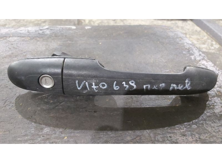 Ручка наружная передняя правая к Mercedes Vito W639, 2003г.