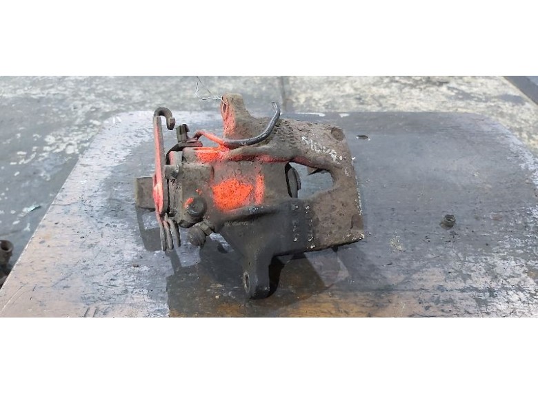 Суппорт задний правый к Renault Master