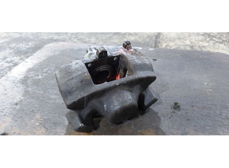 Суппорт задний правый к Mercedes E W210