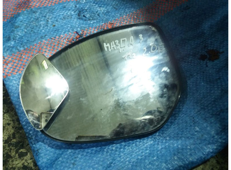 Стекло зеркала наружного правого к Mazda 3, 2010г.