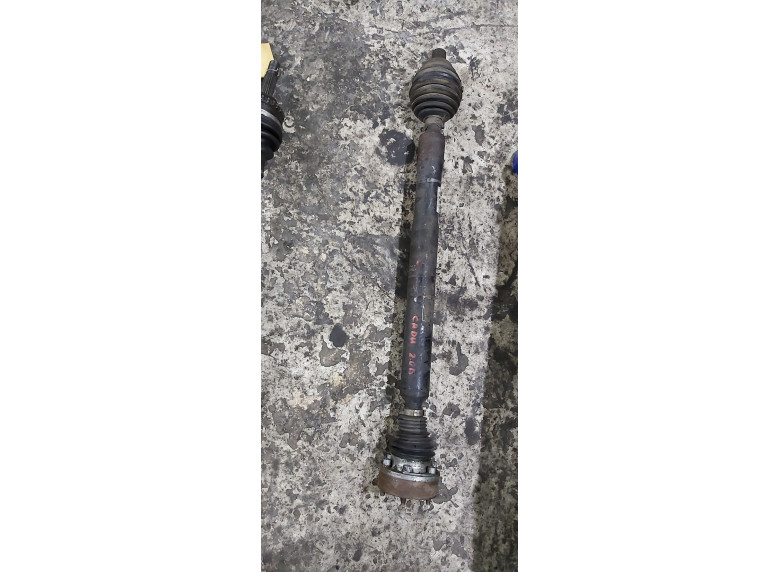 Полуось передняя правая (приводной вал, ШРУС) к Volkswagen Caddy, 2008г.