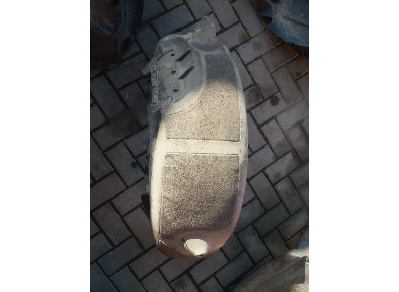 Защита арок задняя левая (подкрылок) к BMW 5 E60/E61, 2006г.