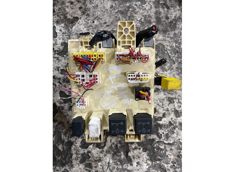 Блок предохранителей к Hyundai Elantra, 2003г.