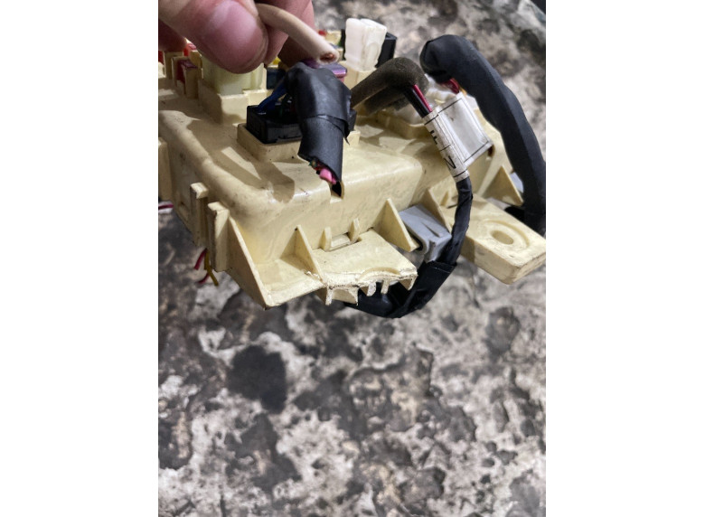 Блок предохранителей к Hyundai Elantra, 2003г.