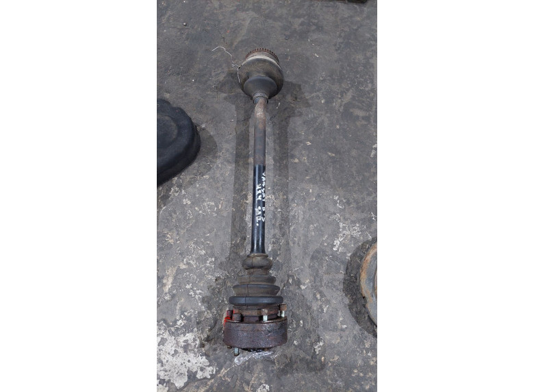 Полуось задняя (приводной вал, ШРУС) к Volkswagen Passat, 2000г.