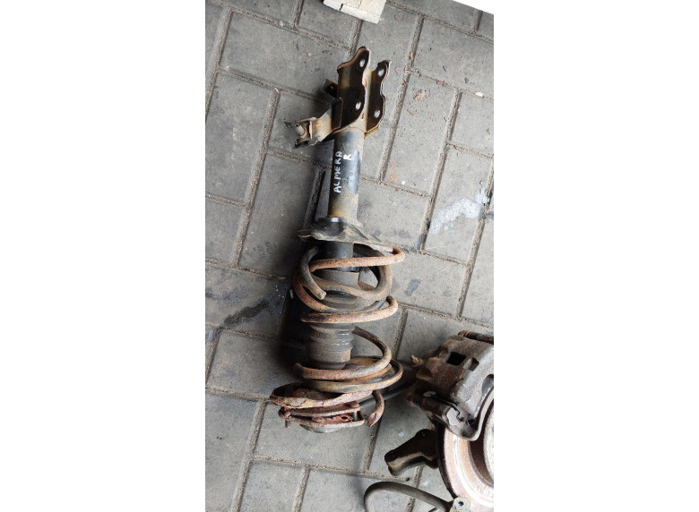 Амортизатор передний правый к Geely CK