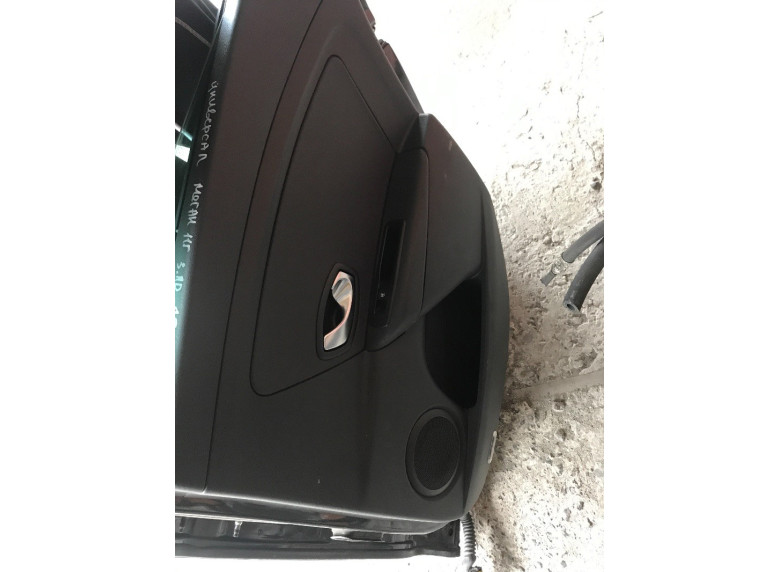 Обшивка двери задней правой (дверная карта) к Renault Megane, 2011г.