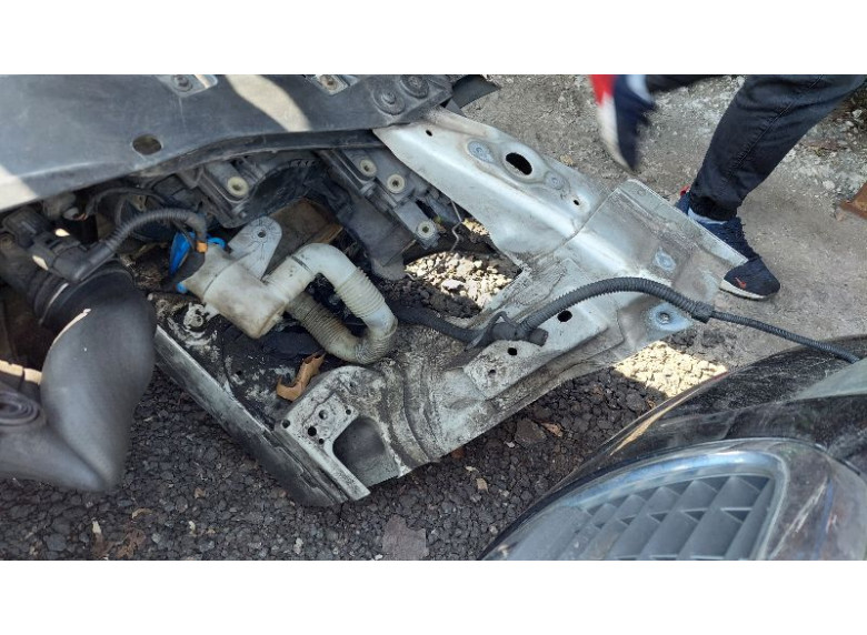 Лонжерон правый к Volkswagen Caddy, 2007г.