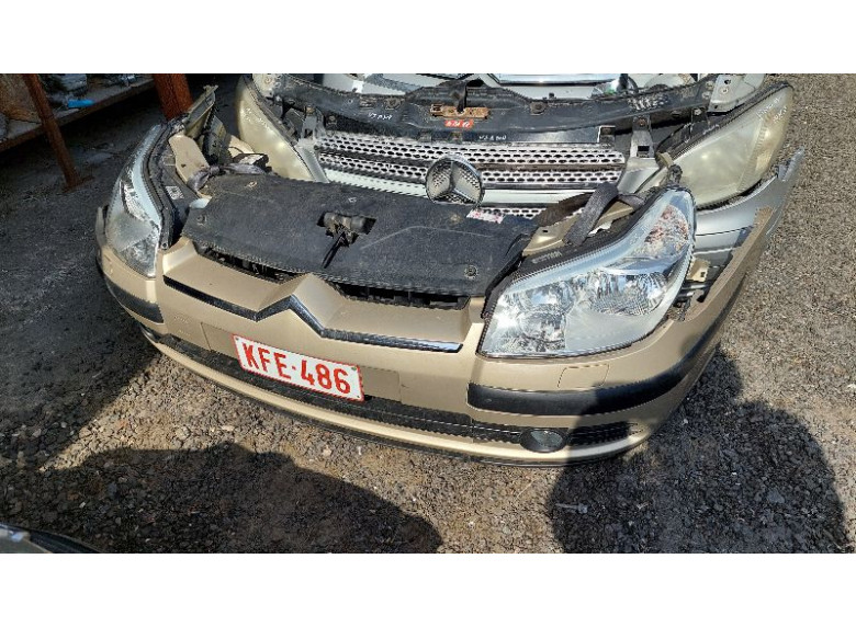 Передняя панель крепления облицовки (телевизор) к Citroen C5, 2006г.