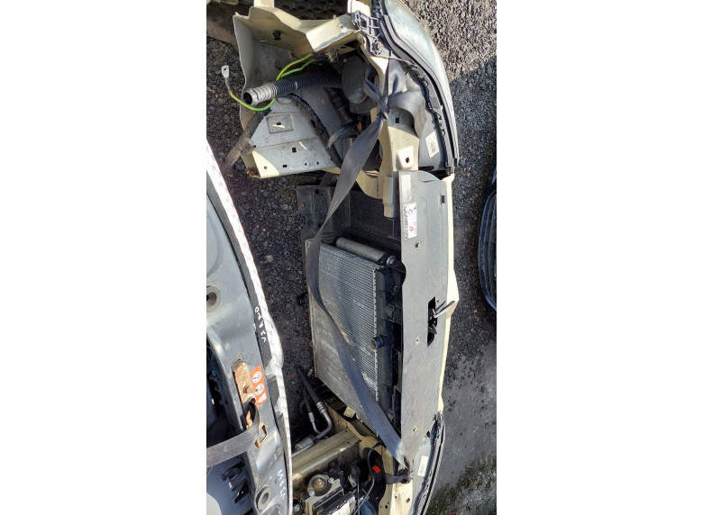 Передняя панель крепления облицовки (телевизор) к Citroen C5, 2006г.