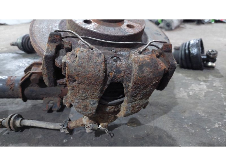 Суппорт передний левый к Fiat Bravo