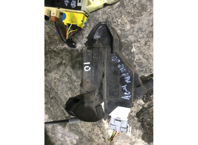 Замок двери передней правой к Citroen C4, 2008г.