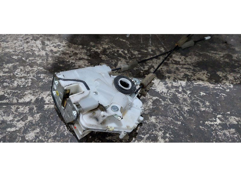 Замок двери задней левой к Honda FR-V, 2006г.