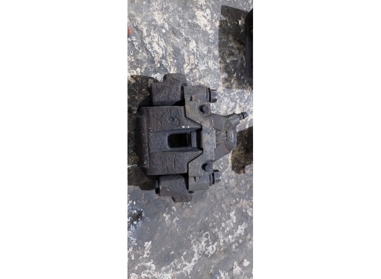 Суппорт задний левый к Toyota Land Cruiser