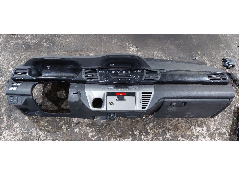Панель передняя салона (торпедо) к Honda FR-V, 2006г.