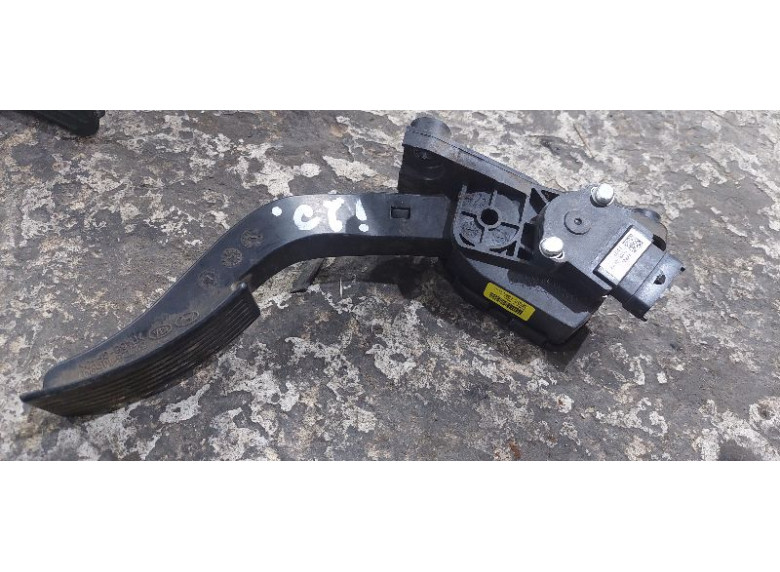 Педаль газа к Hyundai i20, 2012г.