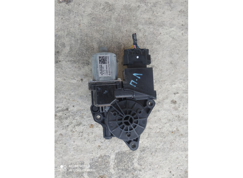 Моторчик стеклоподъемника передний левый к Kia Optima, 2016г.