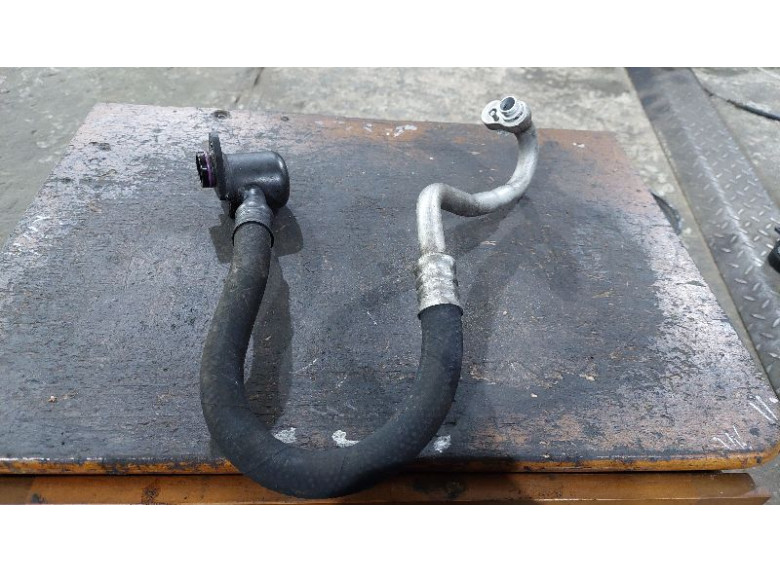 Трубка кондиционера к Mercedes C W203, 2005г.