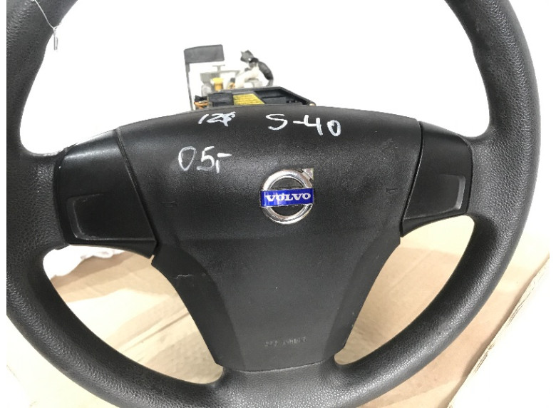 Подушка безопасности водителя к Volvo S40, 2005г.