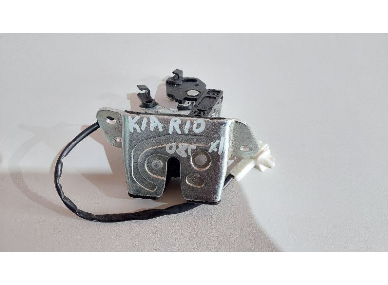 Замок багажника к Kia Rio, 2008г.