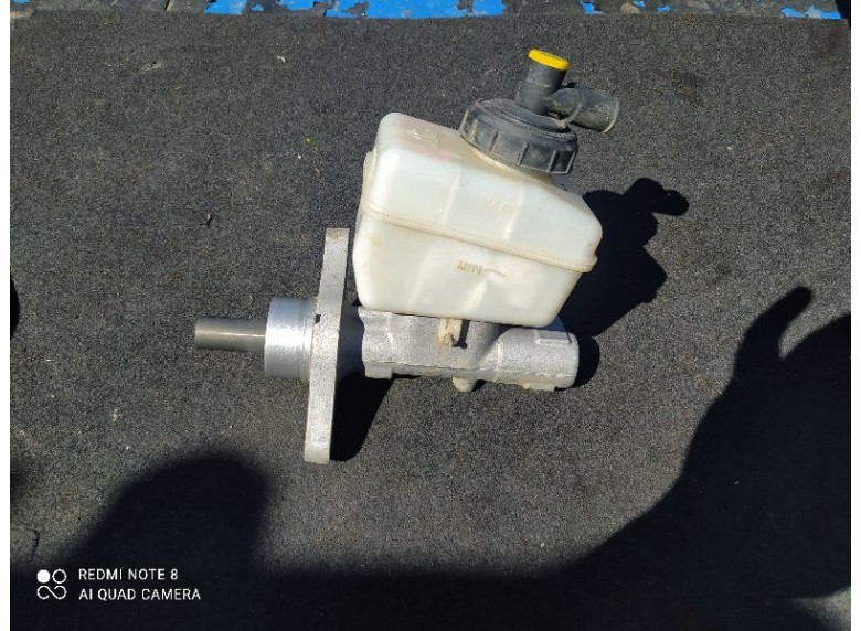 Цилиндр тормозной главный к Цилиндр тормозной главный к Dacia Sandero undefined г. Sandero