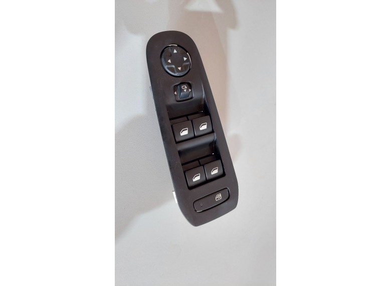 Блок управления стеклоподъемниками к Peugeot 308