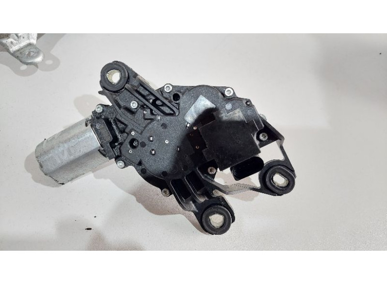 Моторчик заднего стеклоочистителя (дворника) к Volkswagen Golf, 2010г.