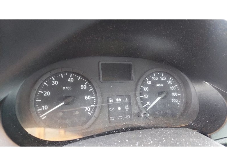 Щиток приборов (приборная панель) к Dacia Logan