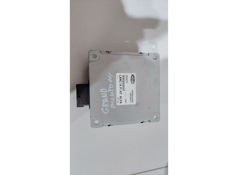 Блок радио к Fiat Punto