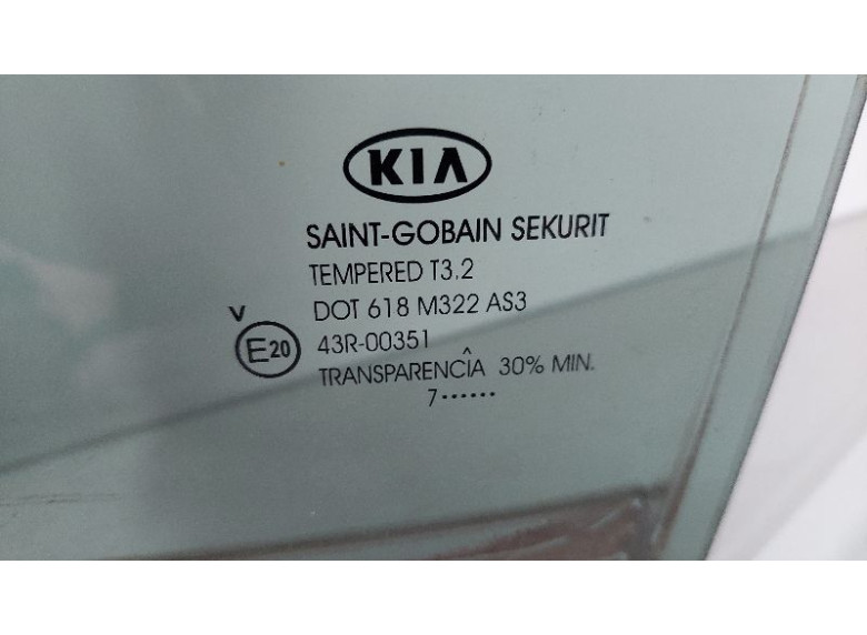 Стекло двери задней левой к Kia Ceed, 2007г.