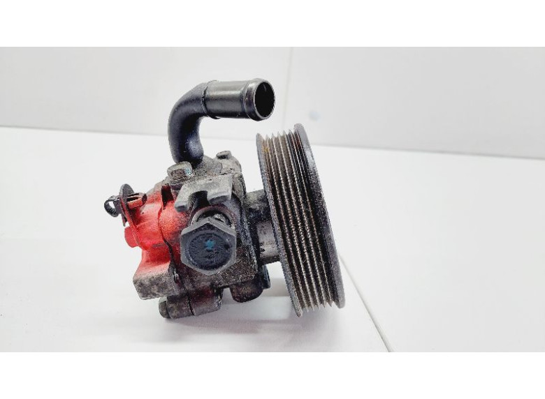 Насос гидроусилителя руля к Kia Carens, 2007г.