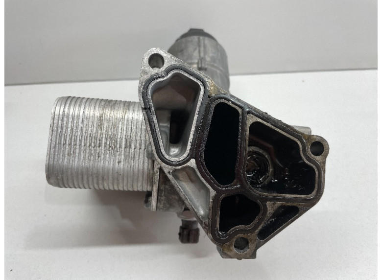 Корпус масляного фильтра к BMW 5 E60/E61, 2007г.