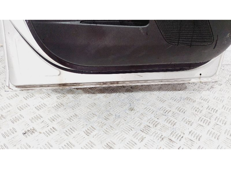 Дверь передняя левая к Opel Meriva, 2011г.
