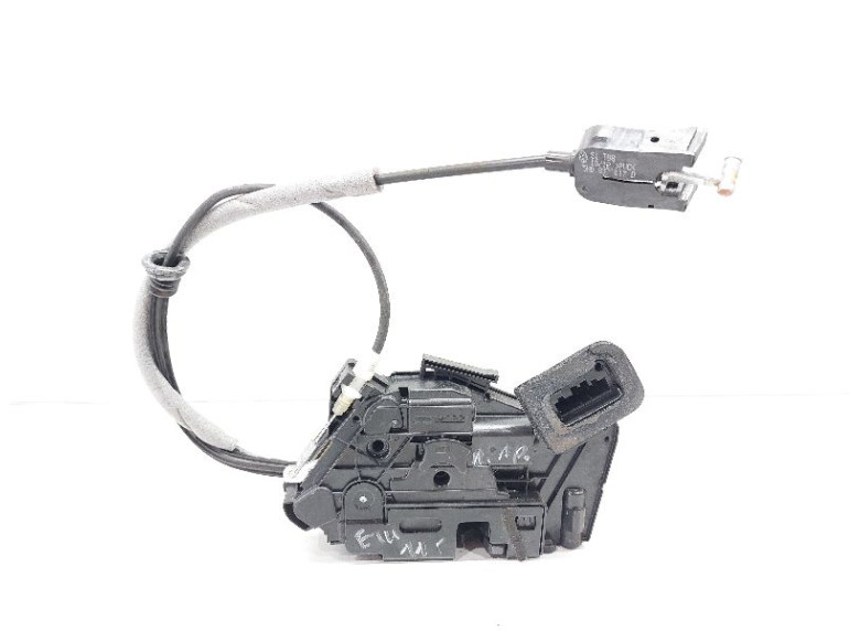 Замок двери передней правой к Skoda Yeti