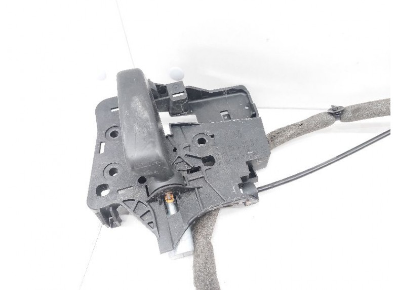 Ручка наружная сдвижной двери правой к Peugeot Partner