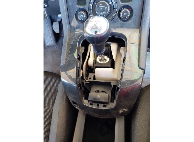 Кулиса к Peugeot 5008