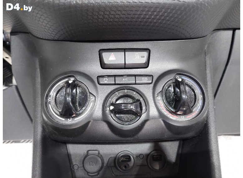 Блок управления печки/климат-контроля к Peugeot 208 undefined г.