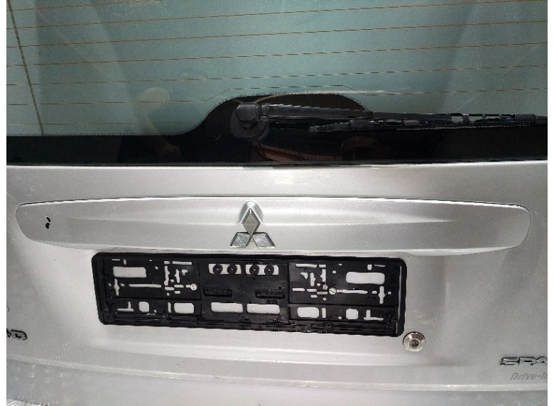 Накладка подсветки номера к Mitsubishi Space Star