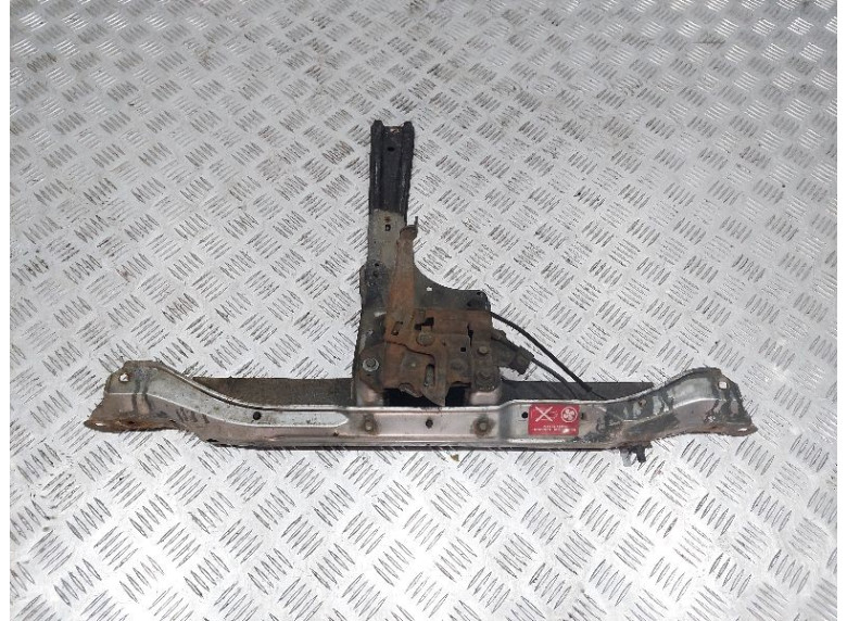Рамка капота к Honda Accord, 1995г.