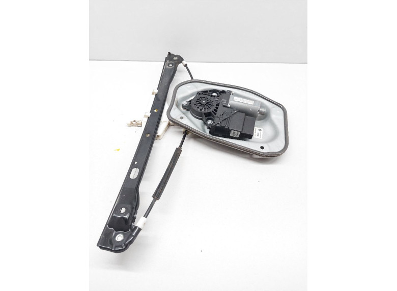 Стеклоподъемник электрический задний правый к Volkswagen Golf Plus, 2006г.