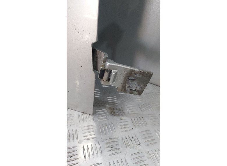 Петля двери задней правой к Opel Combo, 2003г.