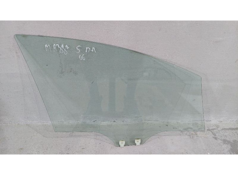 Стекло двери передней левой к Mazda 5, 2006г.