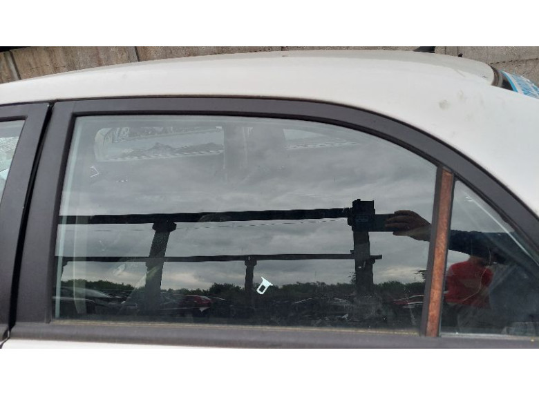 Стекло двери задней левой к Geely SC7, 2014г.