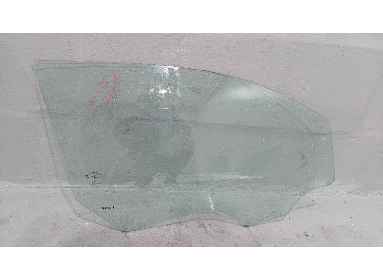 Стекло двери передней правой к Dodge Caliber, 2007г.