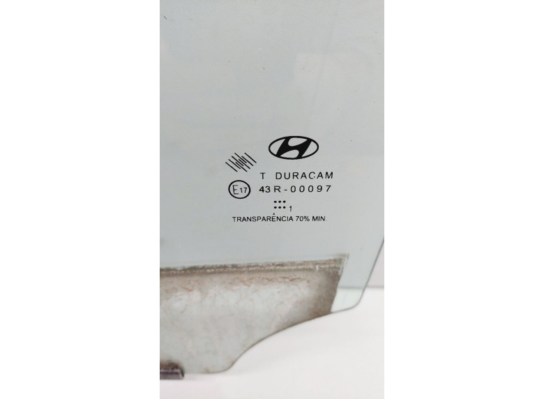 Стекло двери задней левой к Hyundai i20, 2009г.