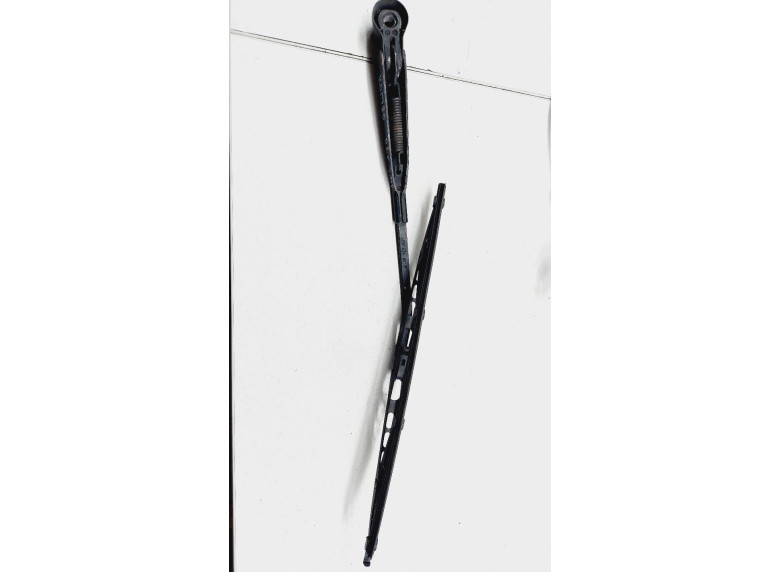 Щеткодержатель задний к Opel Combo, 2002г.