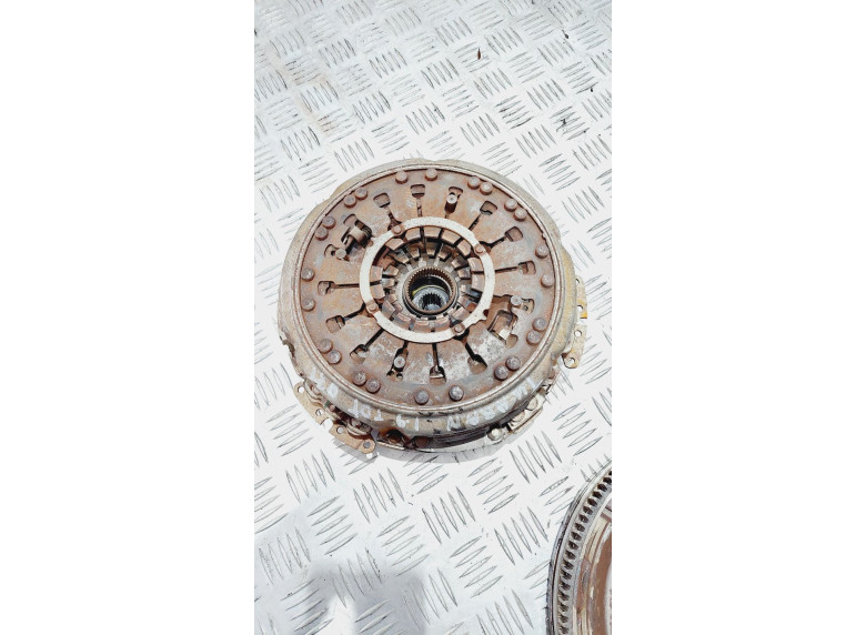 Комплект сцепления к Volkswagen Passat, 2007г.