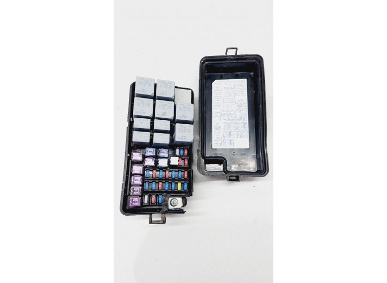 Блок предохранителей к Блок предохранителей к Chevrolet Lacetti undefined г. Lacetti