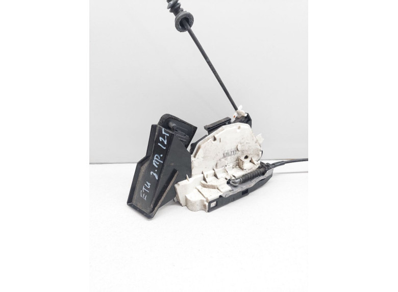 Замок двери задней правой к Skoda Yeti