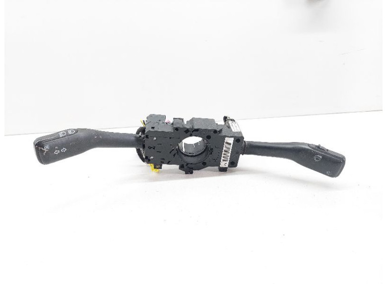 Переключатель подрулевой (стрекоза) к Skoda Octavia